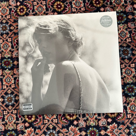 RARE Folklore Taylor Swift Vinyl Bundle All Variants New Sealed Bettys Garden - Picture 6 of 10